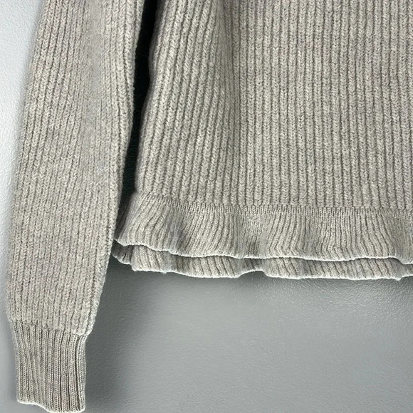 Aritzia Wilfred Jonnie 100% Merino Wool Ruffle Hemline Ribbed Crewneck Sweater S - Picture 8 of 11
